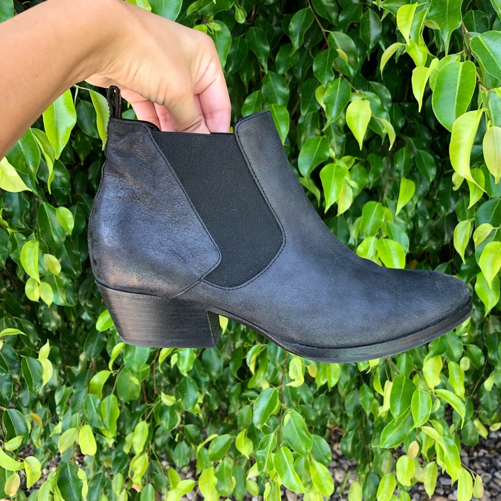 Aquatalia Falco Leather Booties